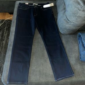 Levi’s mid rise skinny jeans